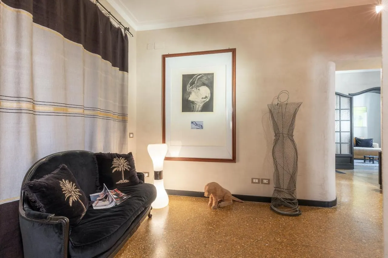 Rome As You Feel - Torre Argentina Art Apartment