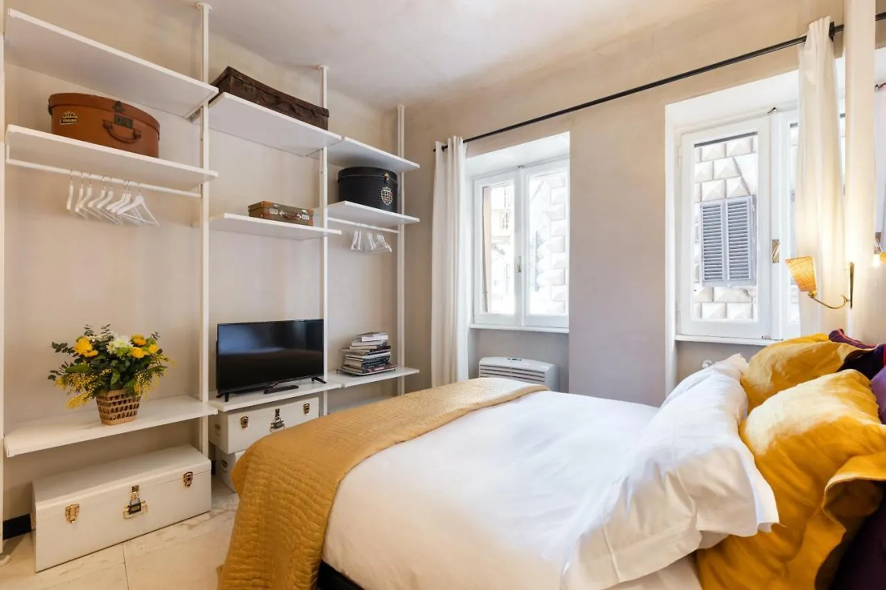 Rome As You Feel - Torre Argentina Art Apartment