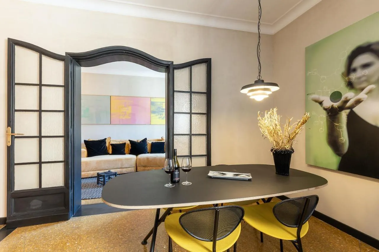Rome As You Feel - Torre Argentina Art Apartment