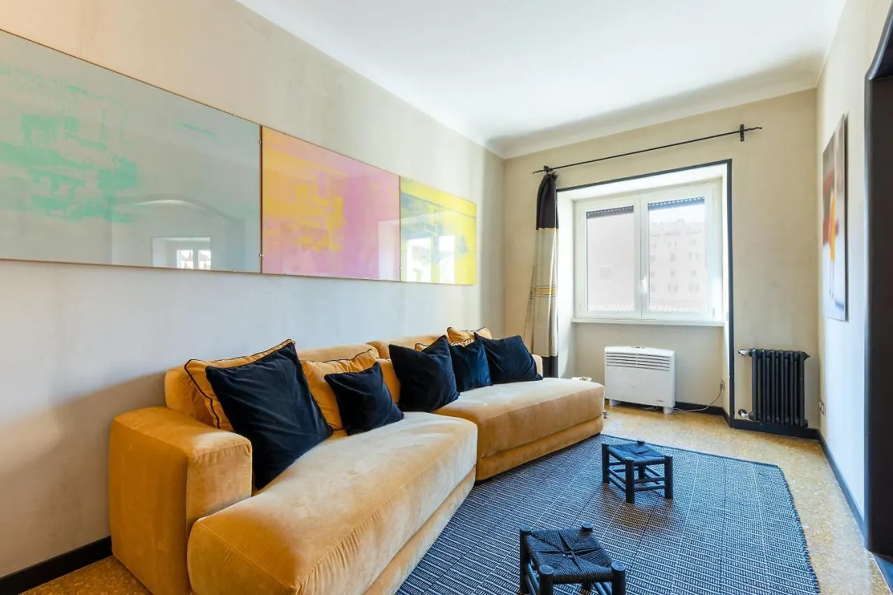 Rome As You Feel - Torre Argentina Art Apartment